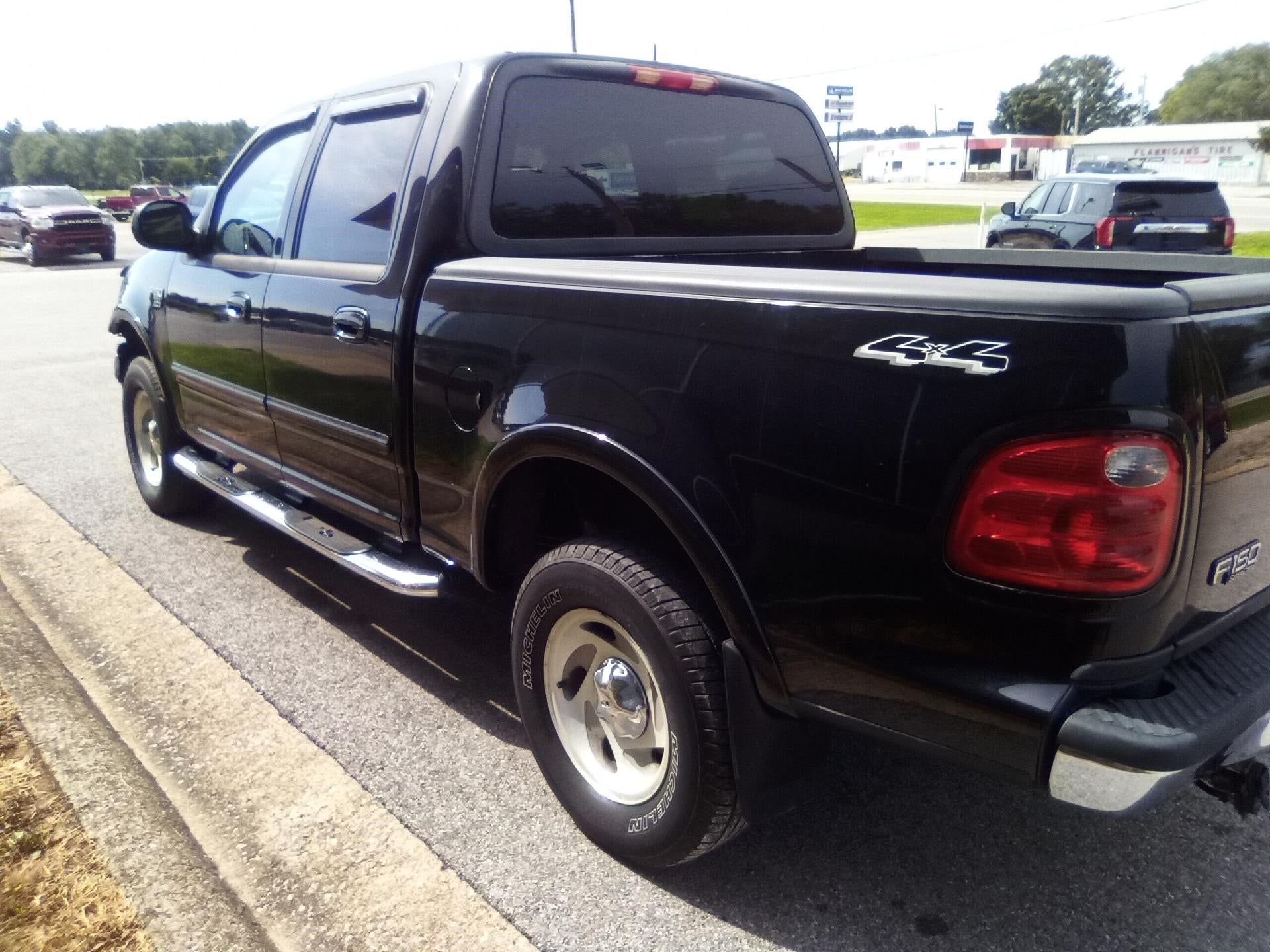2003 Ford F-150 XLT