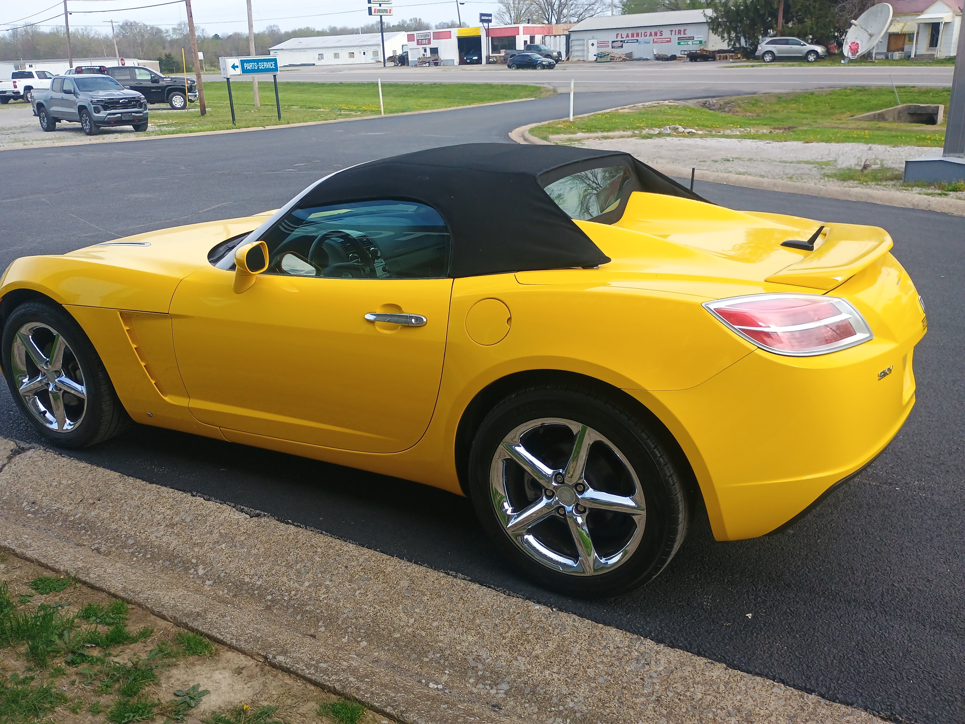 2007 Saturn Sky NA