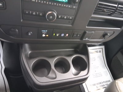 2025 Chevrolet Express Passenger 1LT