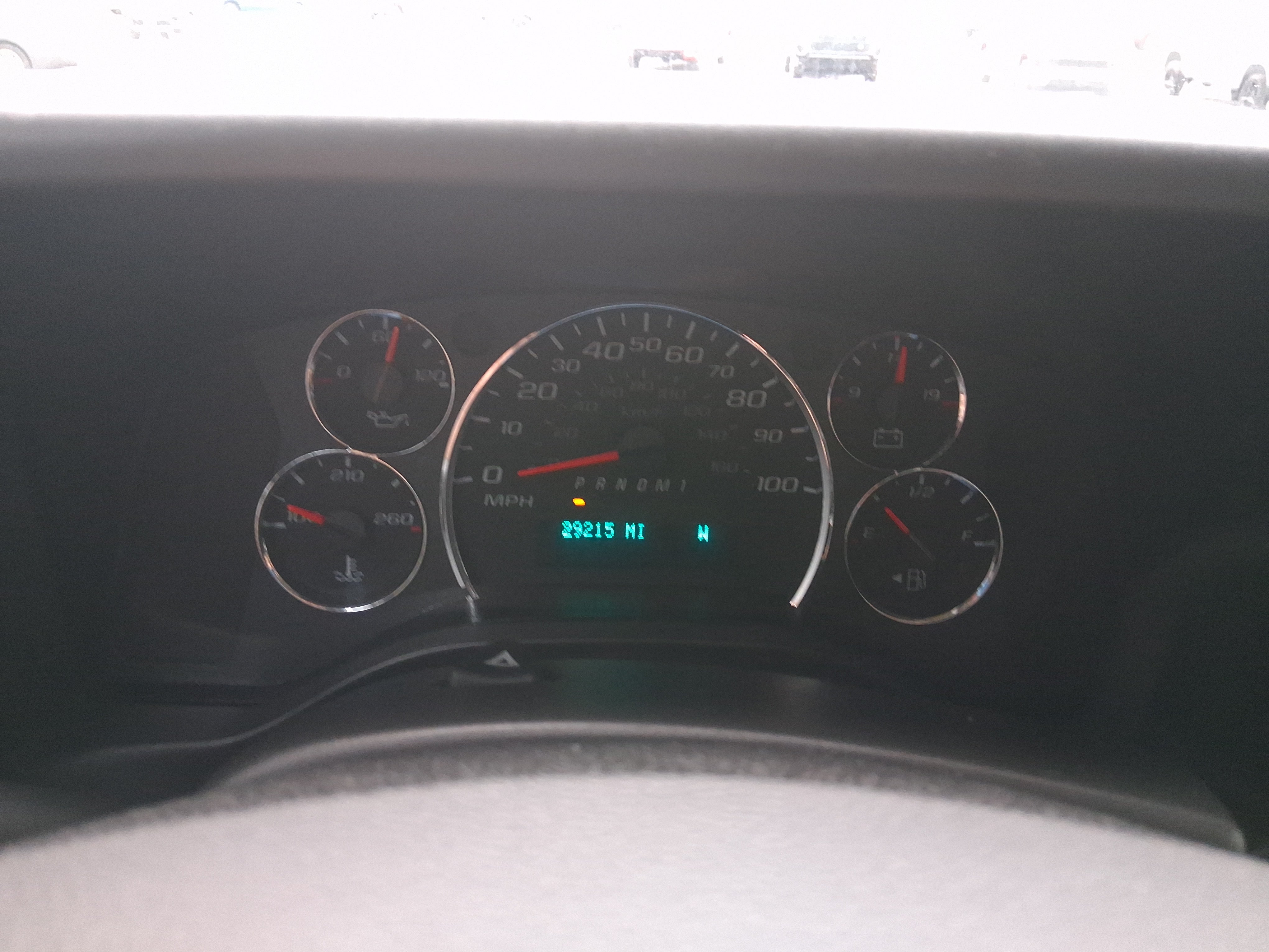 2025 Chevrolet Express Passenger 1LT
