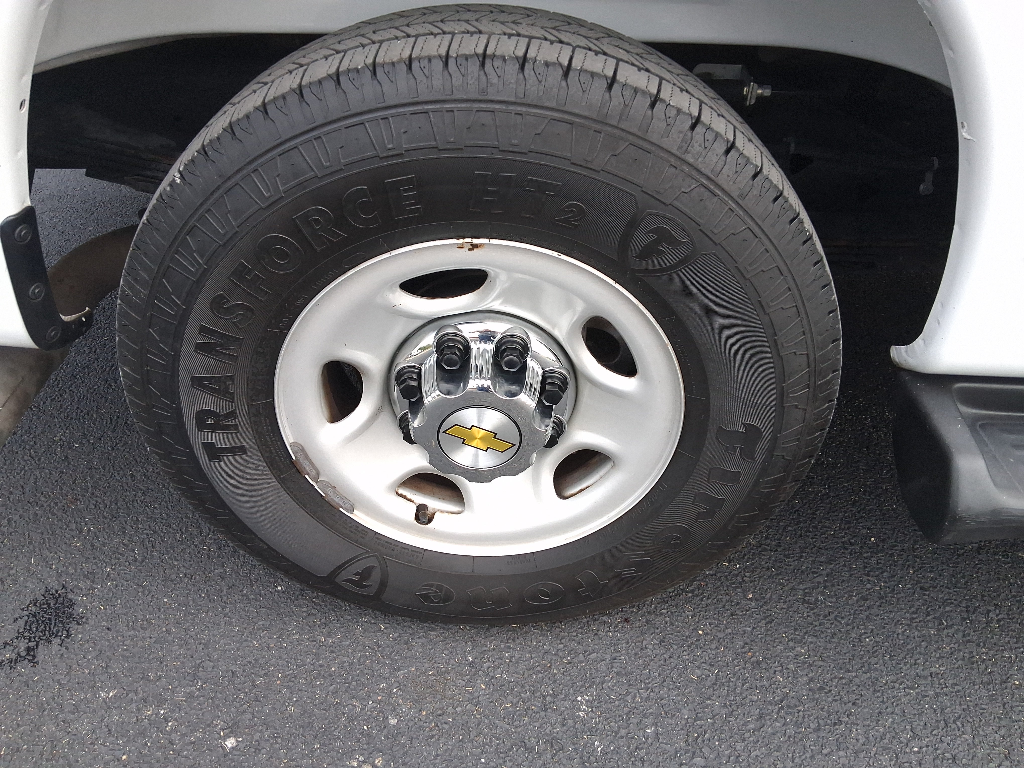 2025 Chevrolet Express Passenger 1LT