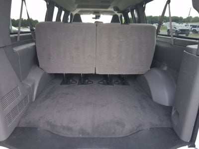 2025 Chevrolet Express Passenger 1LT