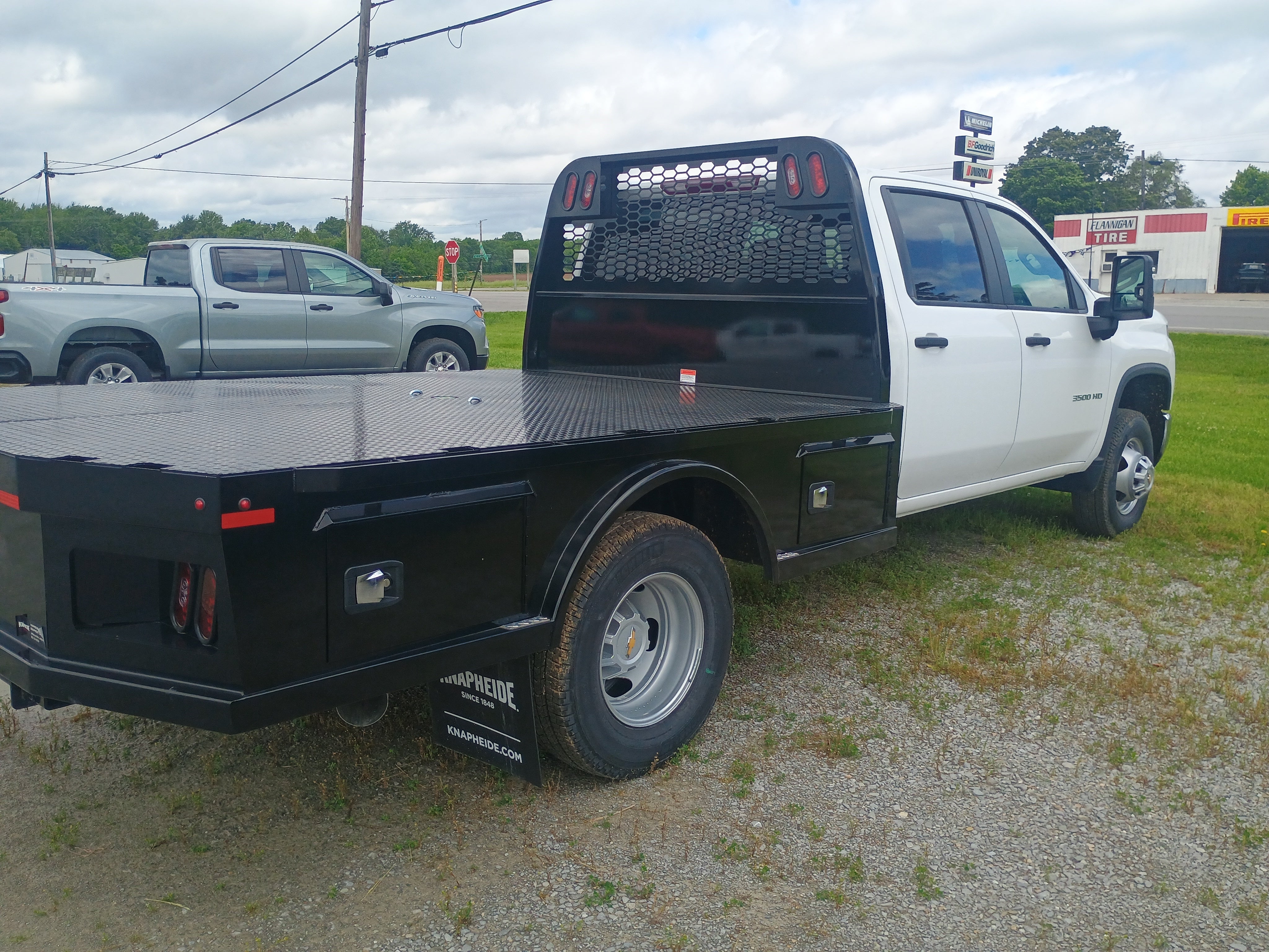 2025 Chevrolet Silverado 3500 HD Chassis Cab Work Truck