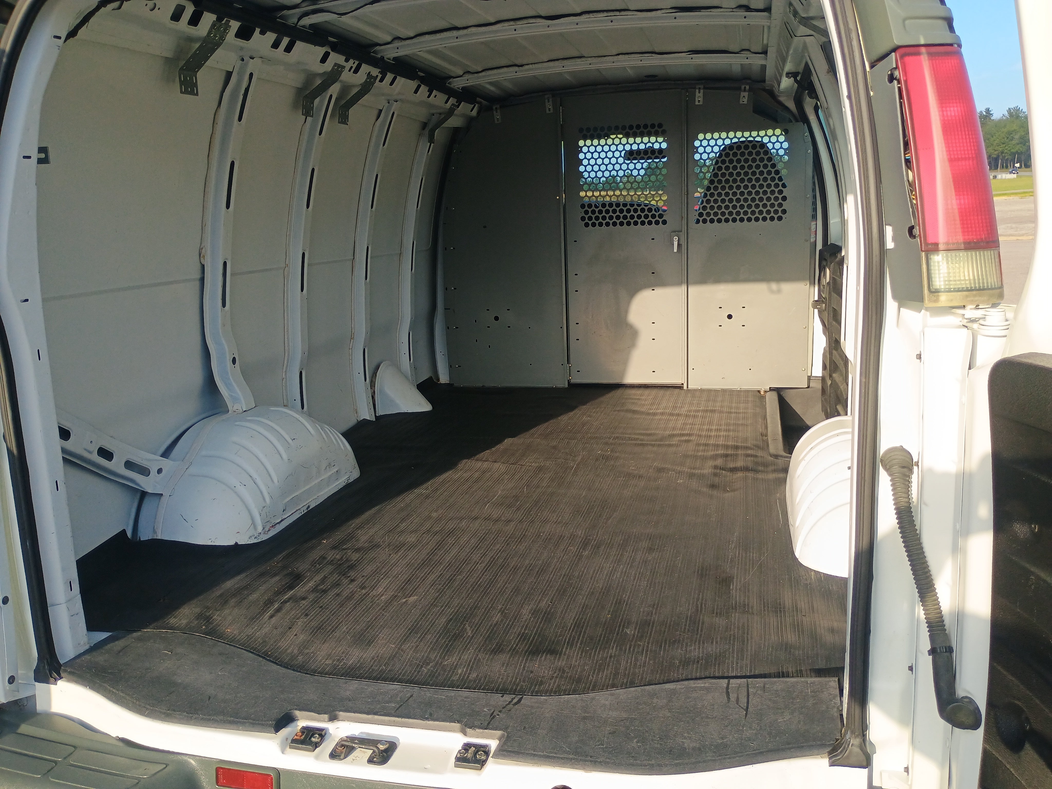 2001 Chevrolet Express Cargo 2500 NA