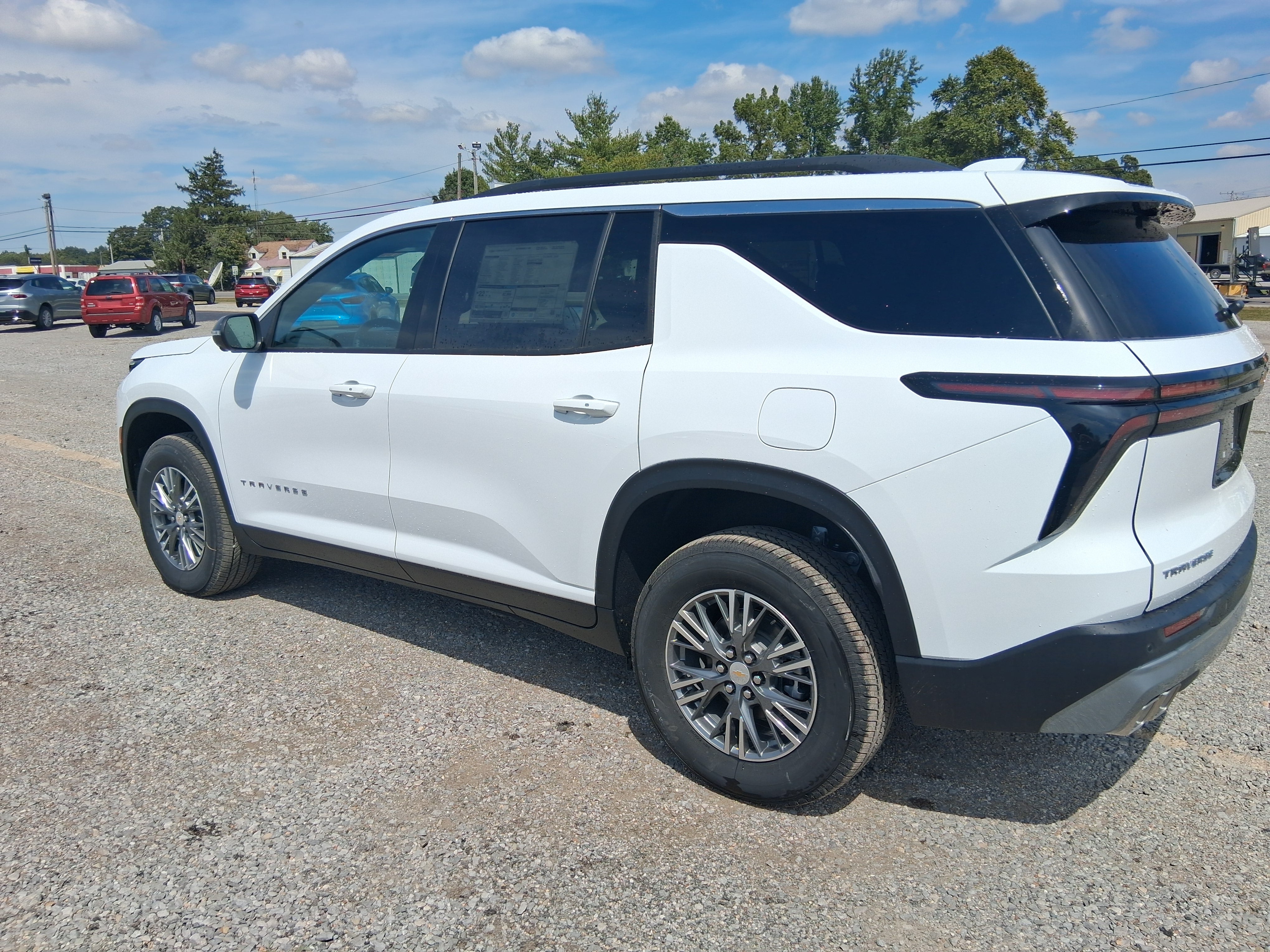 2027 Chevrolet Traverse LT