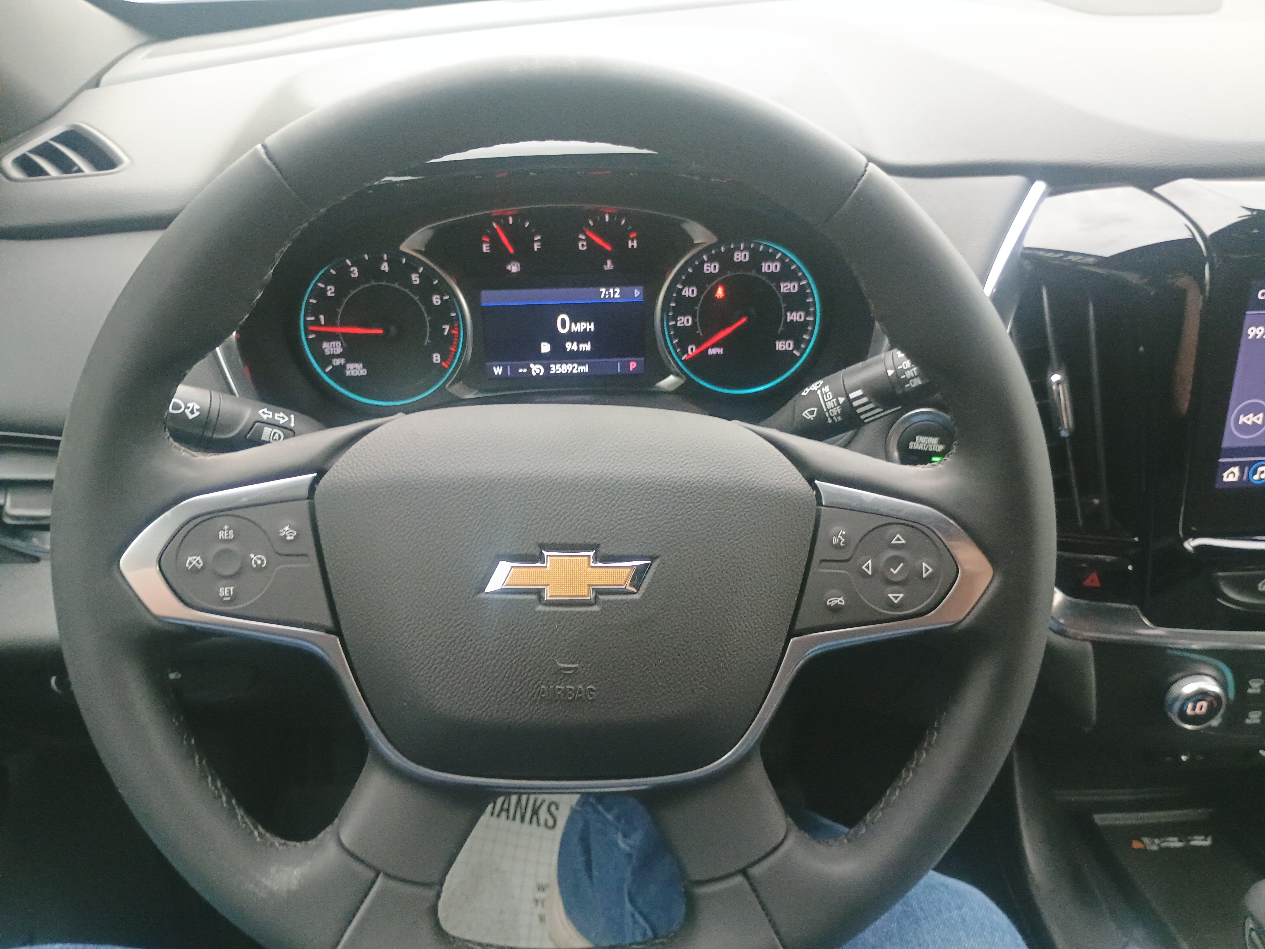 2023 Chevrolet Traverse LT Cloth