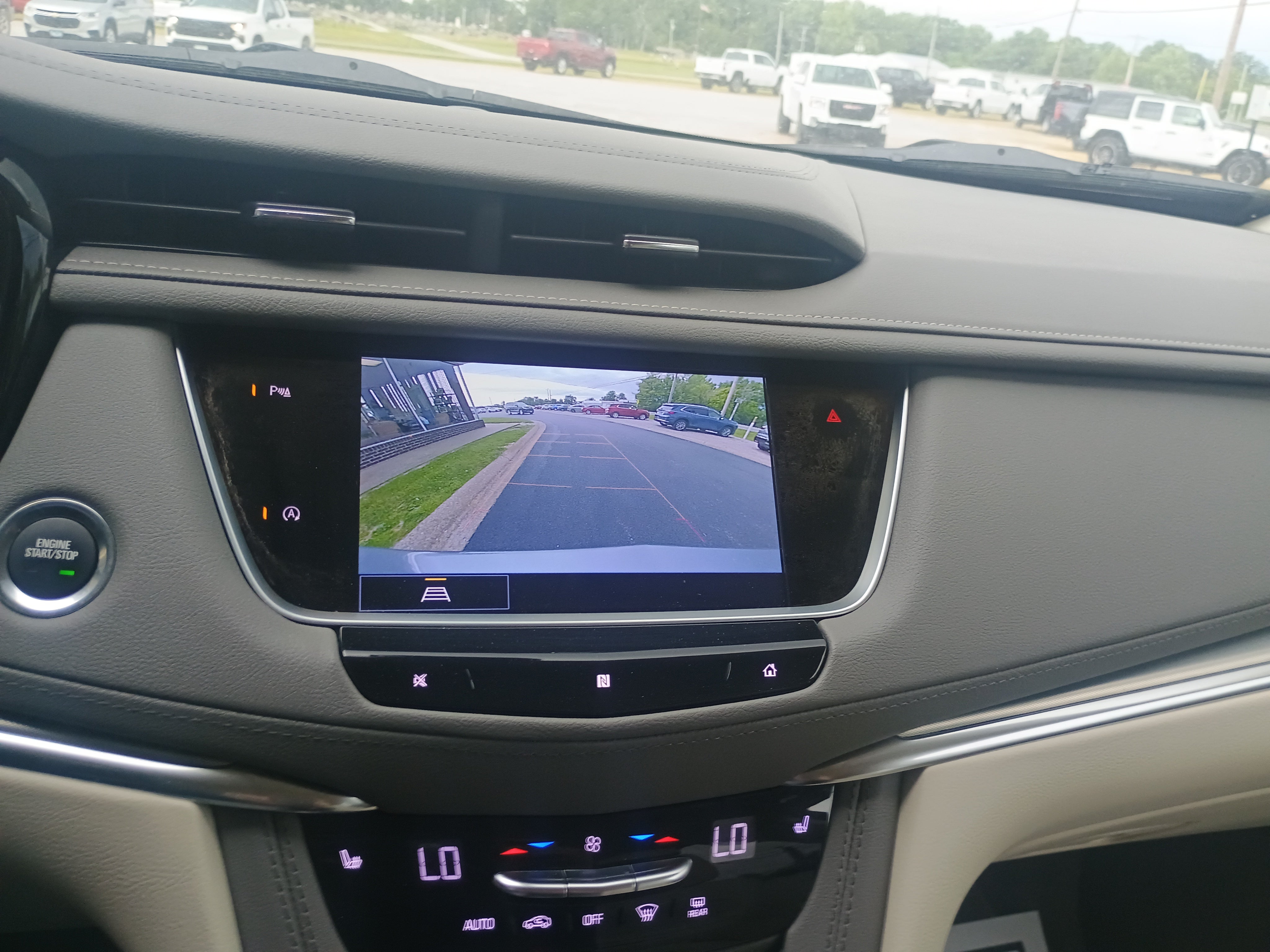 2021 Cadillac XT5 FWD Premium Luxury