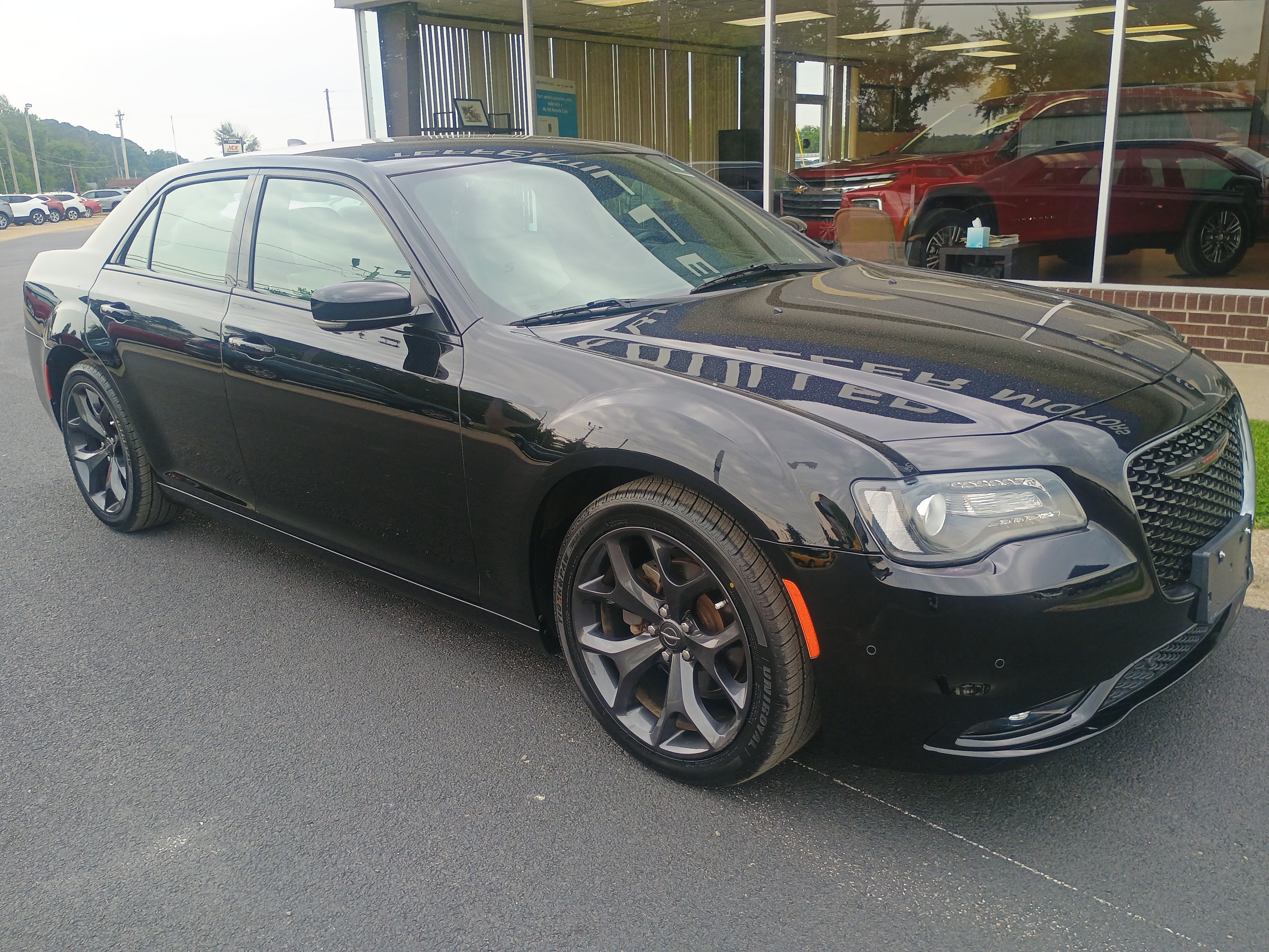 2021 Chrysler 300 S's photo