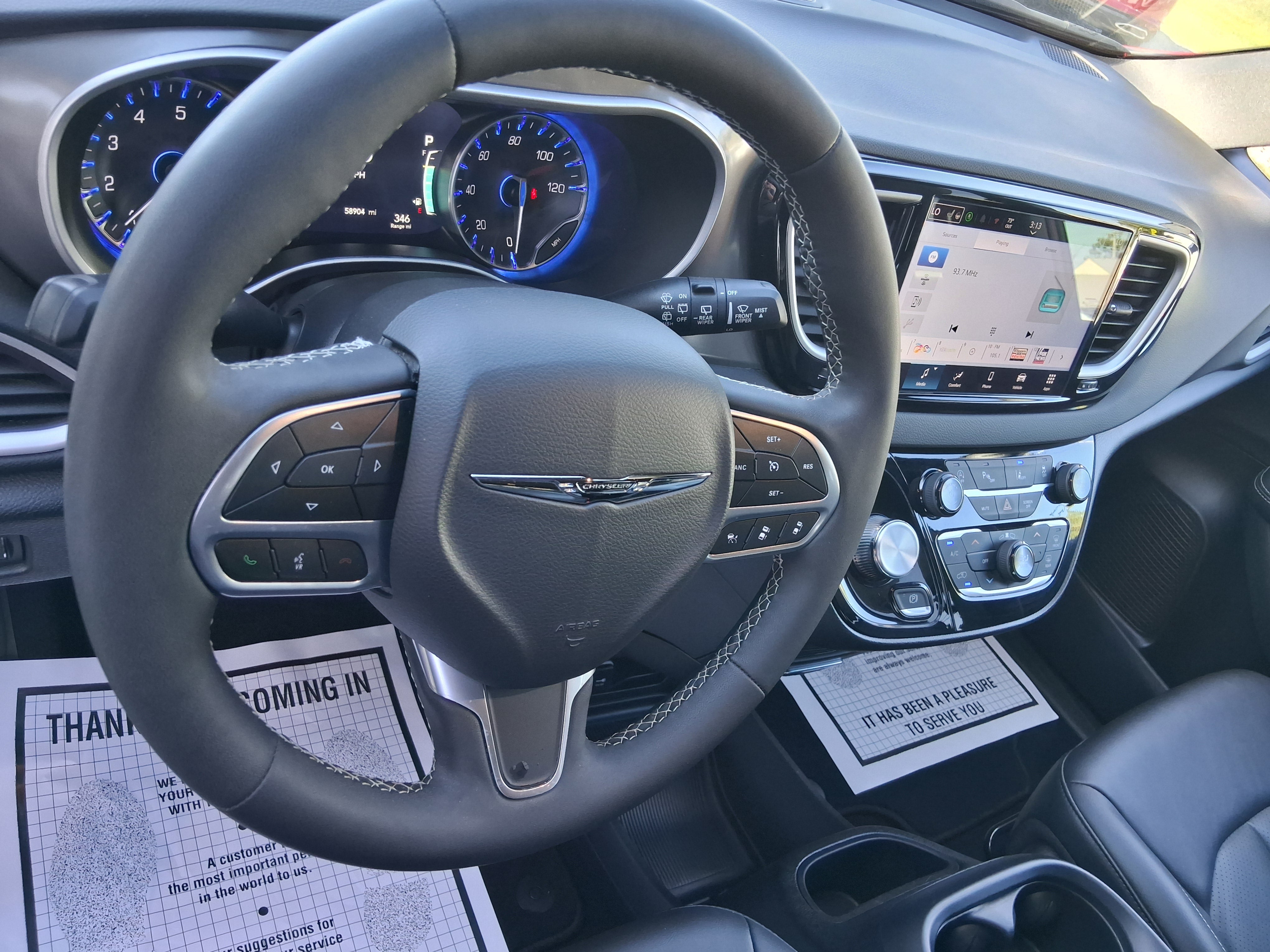 2025 Chrysler Pacifica Select