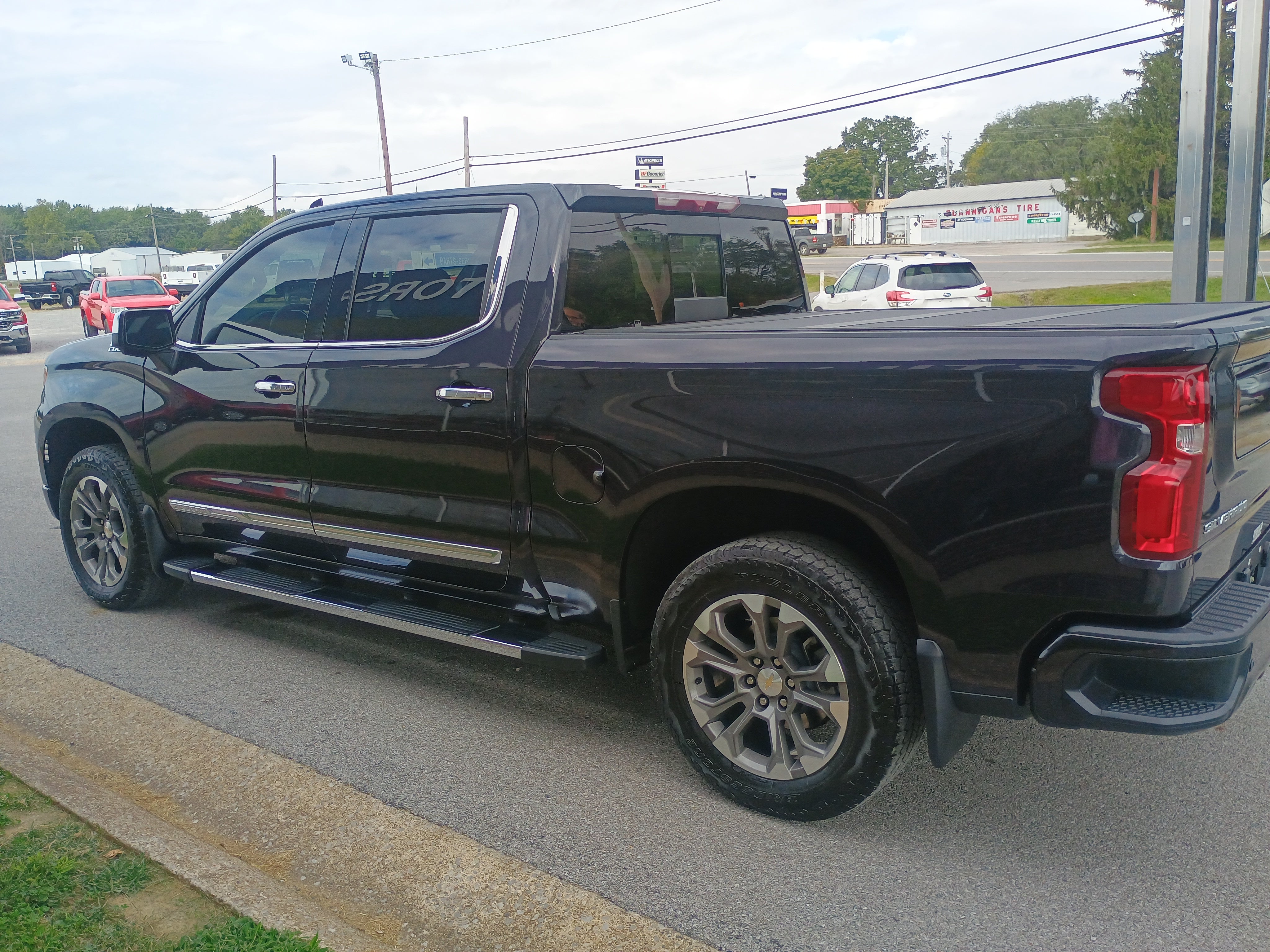 2023 Chevrolet Silverado 1500 High Country