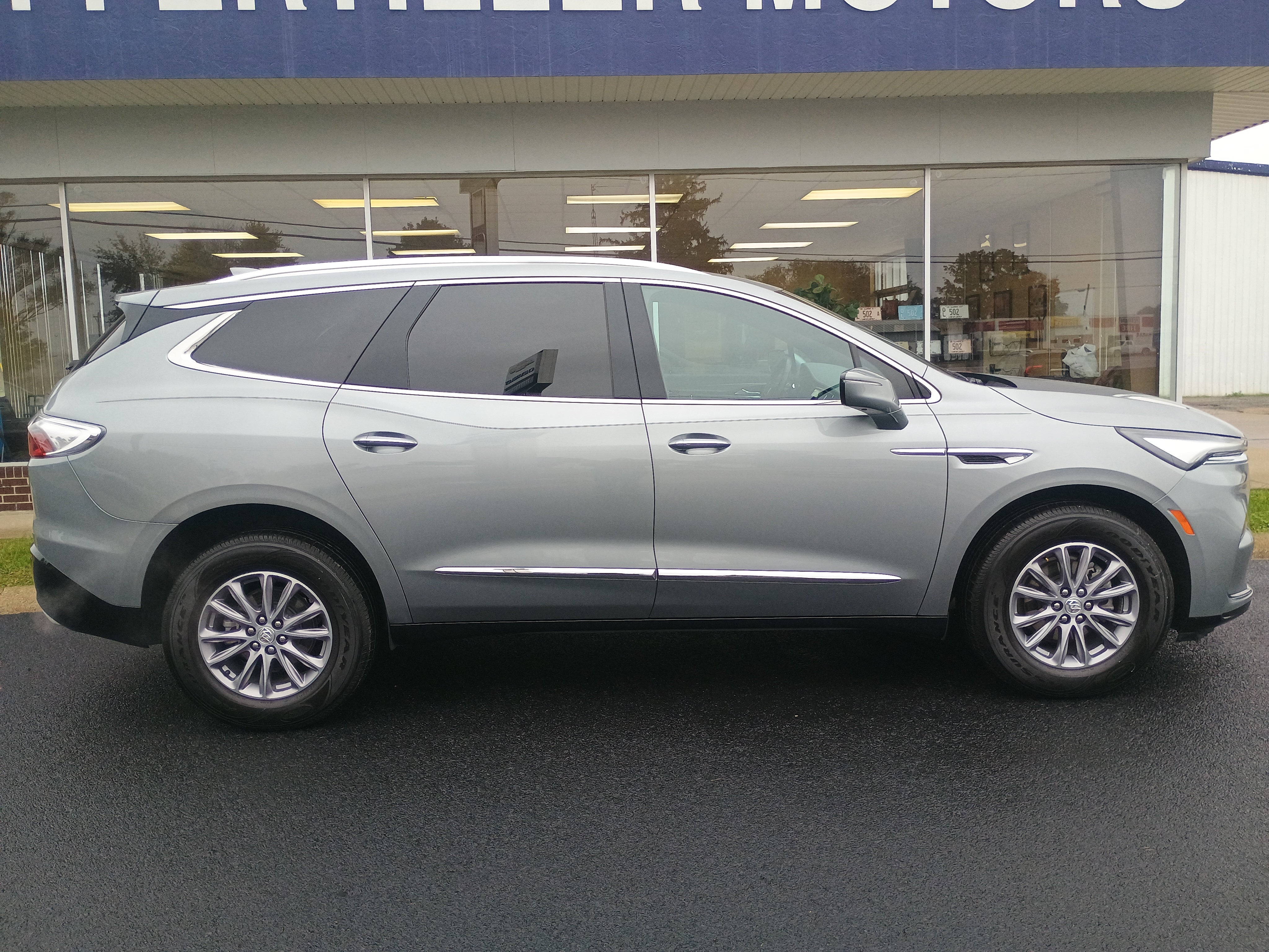 2024 Buick Enclave Essence