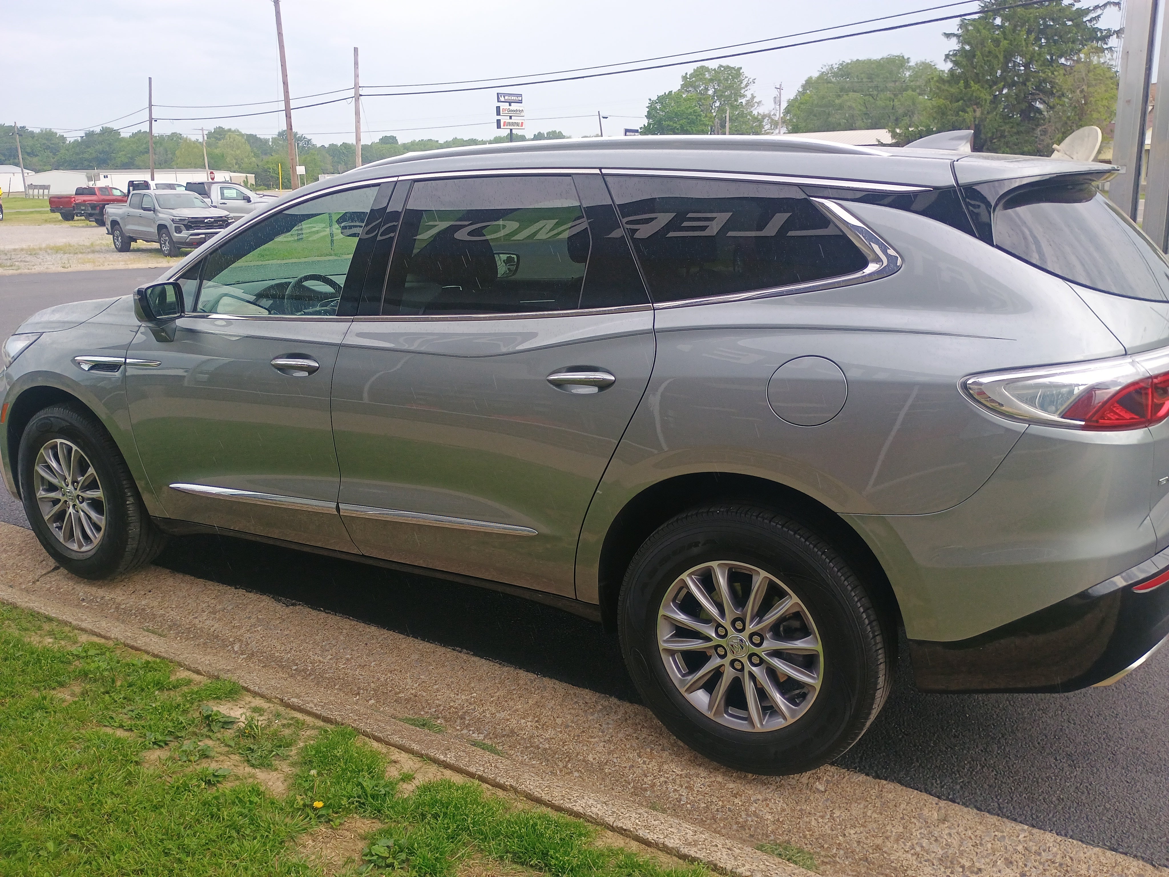 2023 Buick Enclave Essence