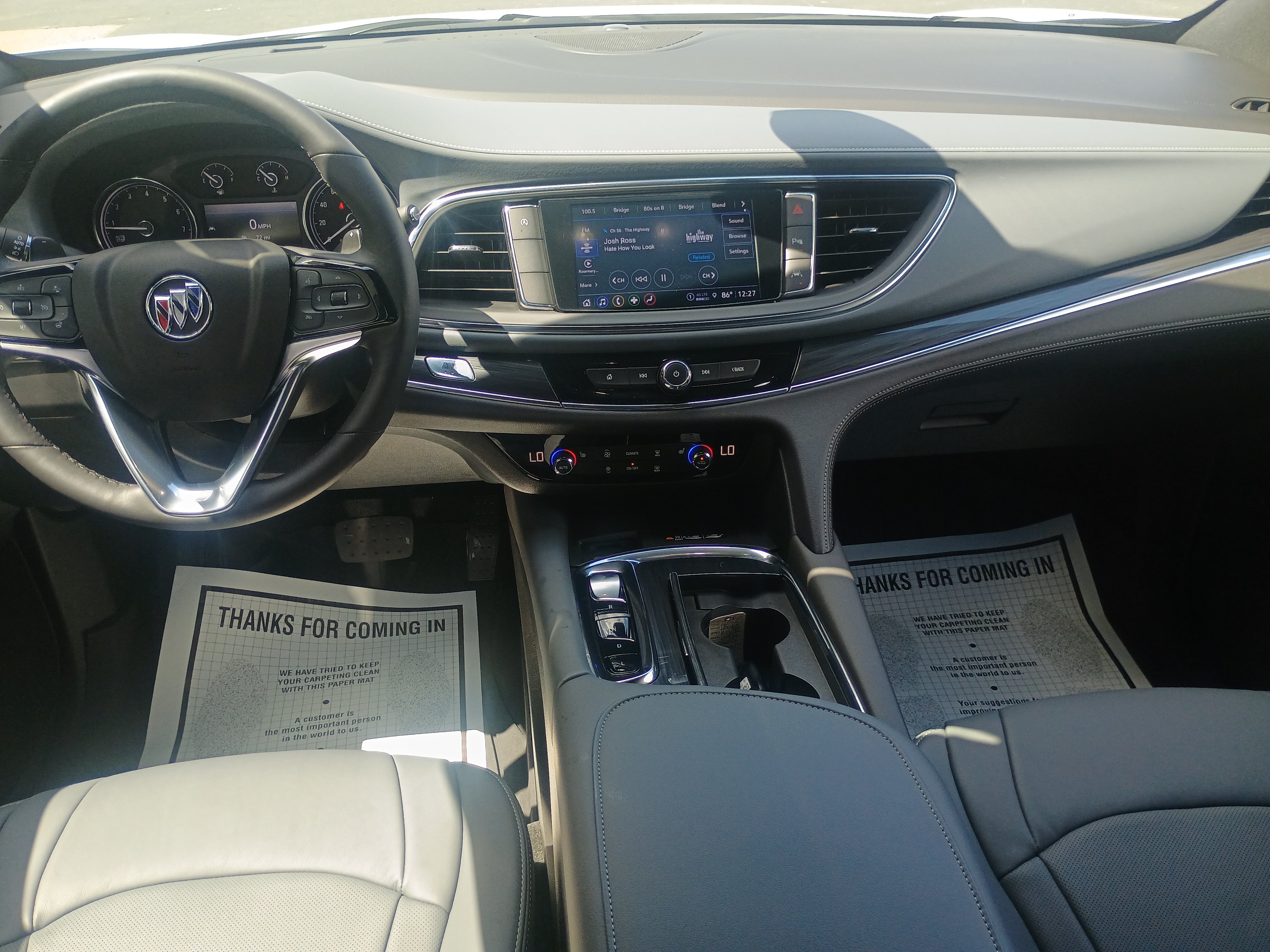 2023 Buick Enclave Essence