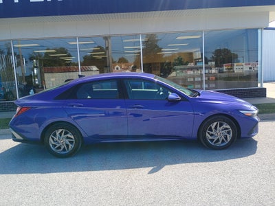 2024 Hyundai Elantra SEL